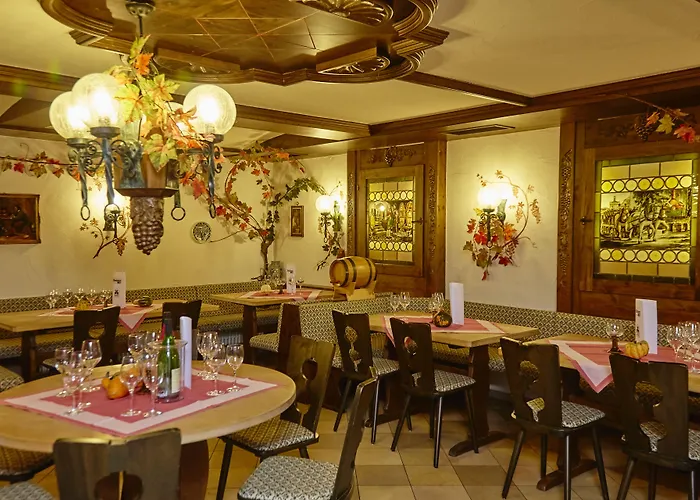Flair Hotel Weinstube Lochner