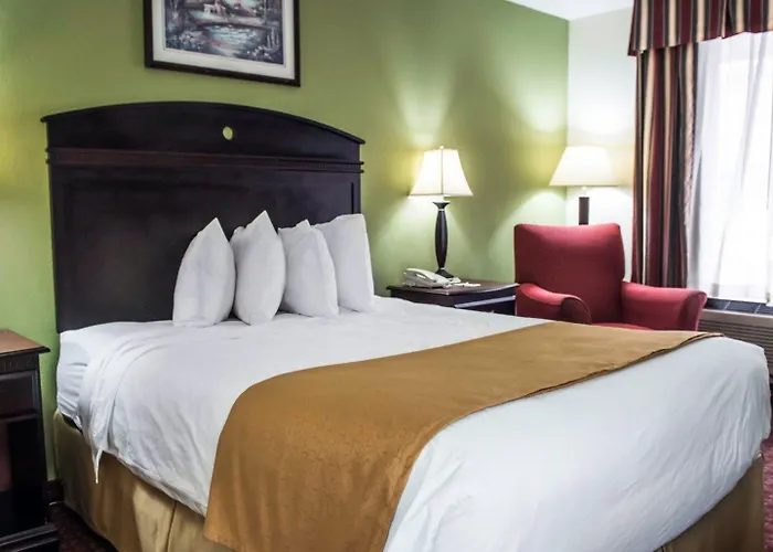 Quality Inn Chipley I-10 At Exit 120
