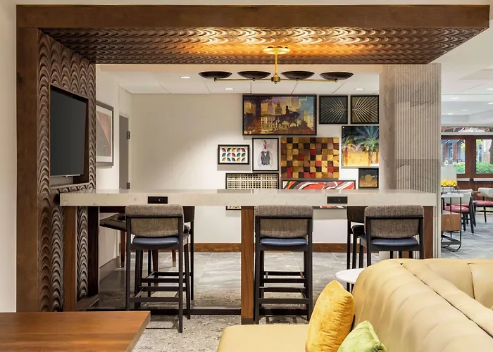 Hampton Inn Columbia-Downtown Historic District