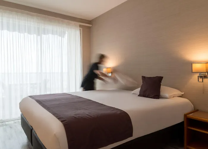 The Originals City, Hotel Frisia, Beaulieu-Sur-Mer