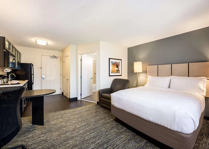 Sonesta Simply Suites Orange County Airport