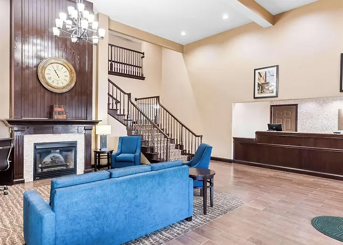Comfort Inn & Suites Heath - Newark South