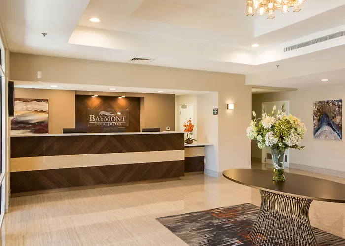 Baymont By Wyndham Albuquerque Airport