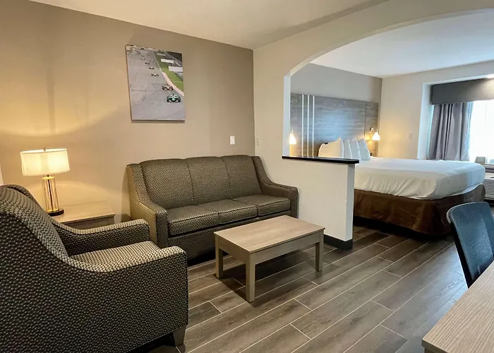 Best Western Roanoke Inn & Suites