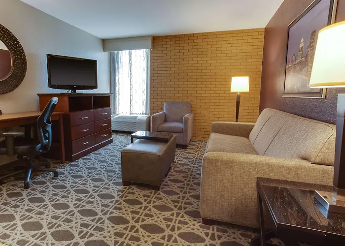 Drury Inn & Suites Louisville East