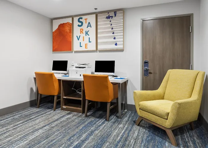 Holiday Inn Express Hotel & Suites Starkville, An Ihg Hotel