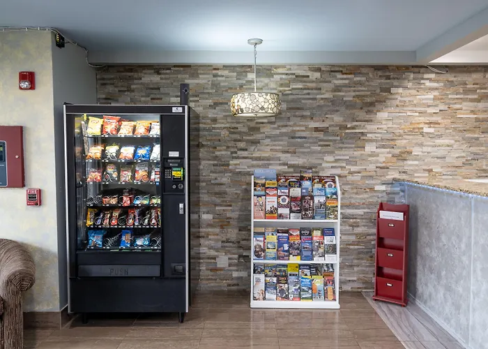 Hilltop Inn & Suites, Near Foxwoods Casino
