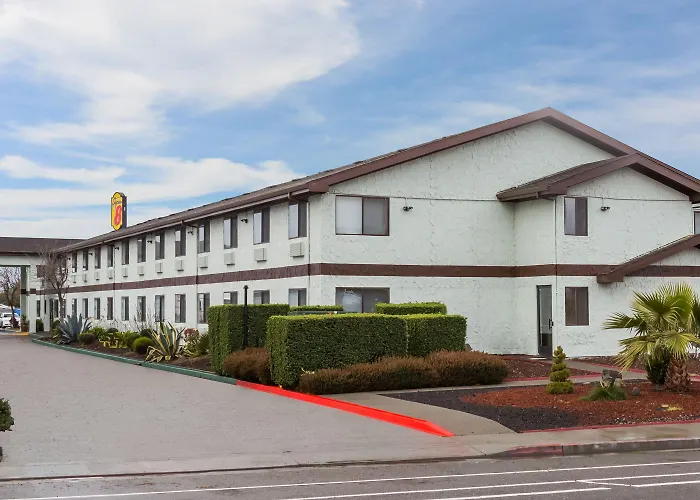 Super 8 By Wyndham Arcata