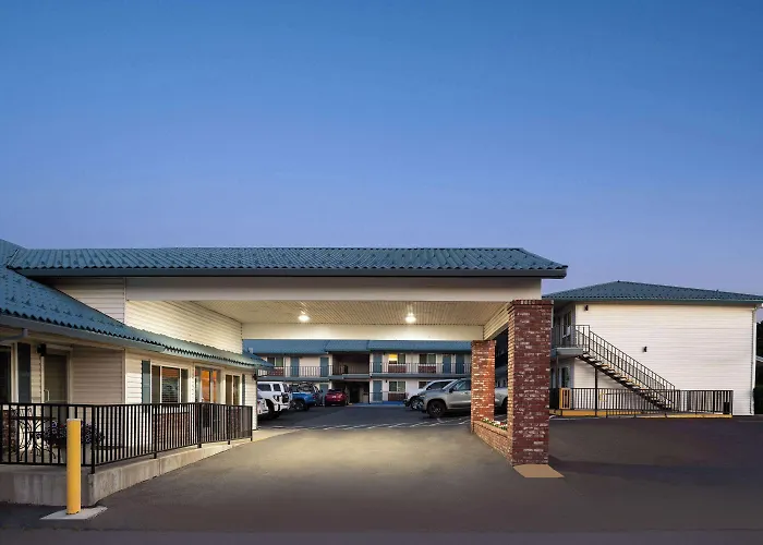 Super 8 By Wyndham Susanville