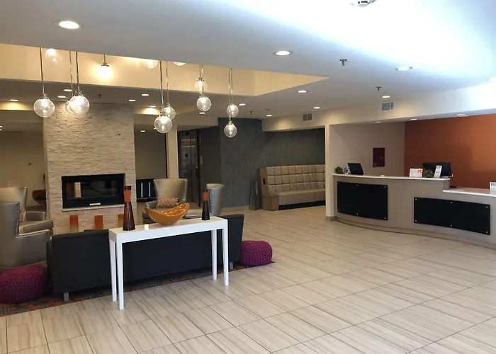 Best Western Erie Inn & Suites