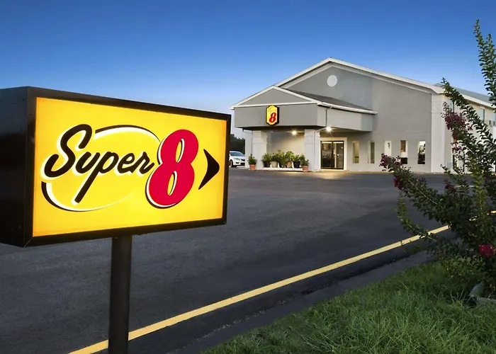 Super 8 By Wyndham Ardmore