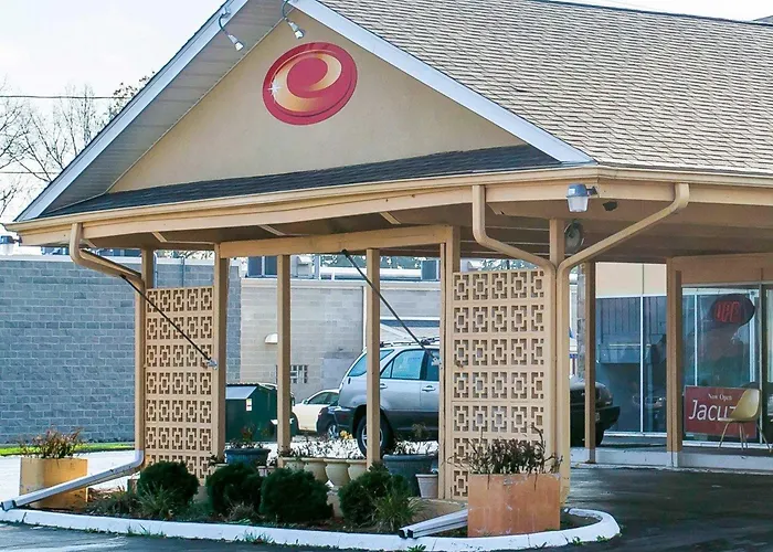 Economy Inn & Suites