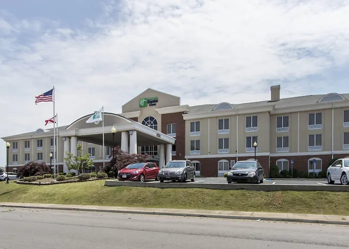 Holiday Inn Express & Suites Cullman By Ihg