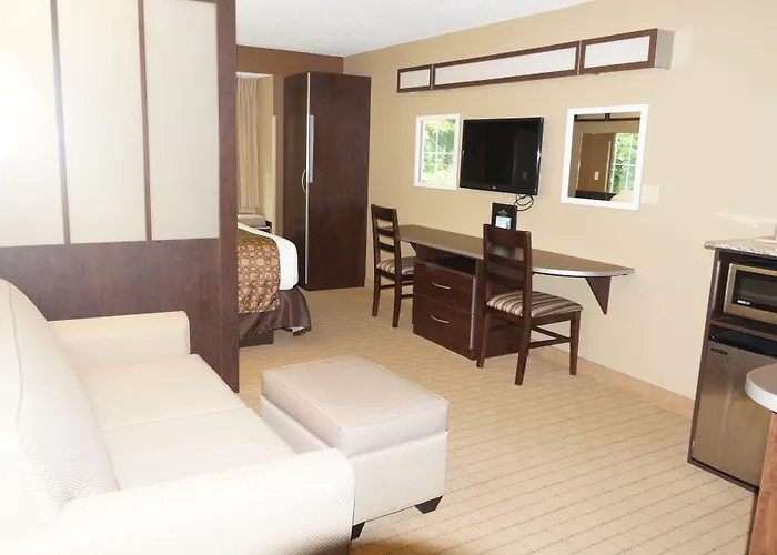 Microtel Inn & Suites By Wyndham Cambridge