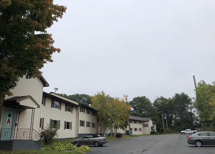 Latham Inn