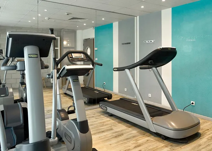 B&B Hotel Velizy Est