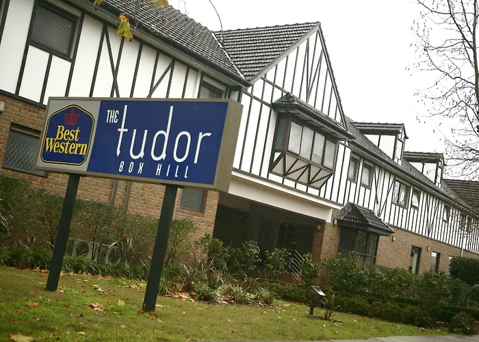 Best Western Plus The Tudor Box Hill