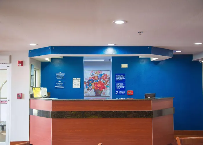 Microtel Inn & Suites By Wyndham Daphne
