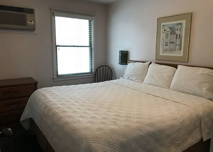 Traverse Bay Inn