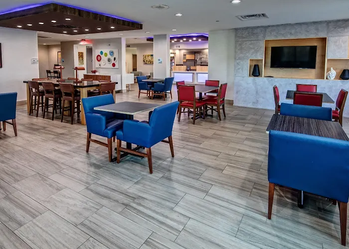 Holiday Inn Express Hotel & Suites Memphis Southwind By Ihg