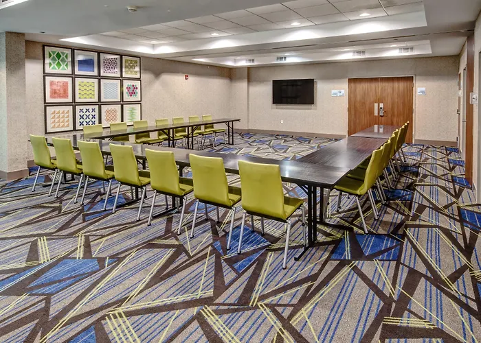 Holiday Inn Express Hotel & Suites Memphis Southwind By Ihg