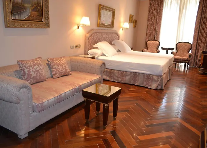 Hotel Alameda Palace