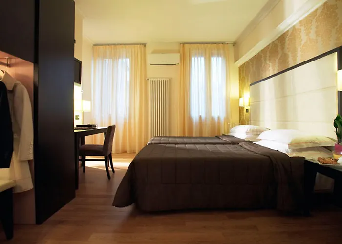 Hotel Touring