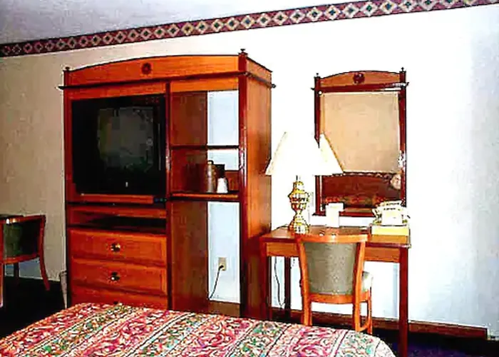 Wesley Inn & Suites