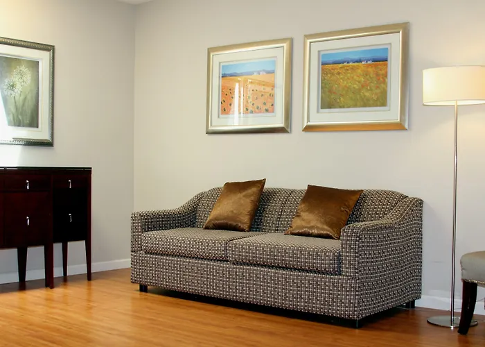 Red Lion Inn And Suites Victoria