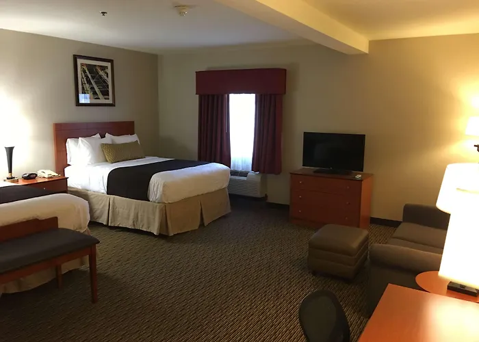 Best Western Plus Arrowhead Hotel