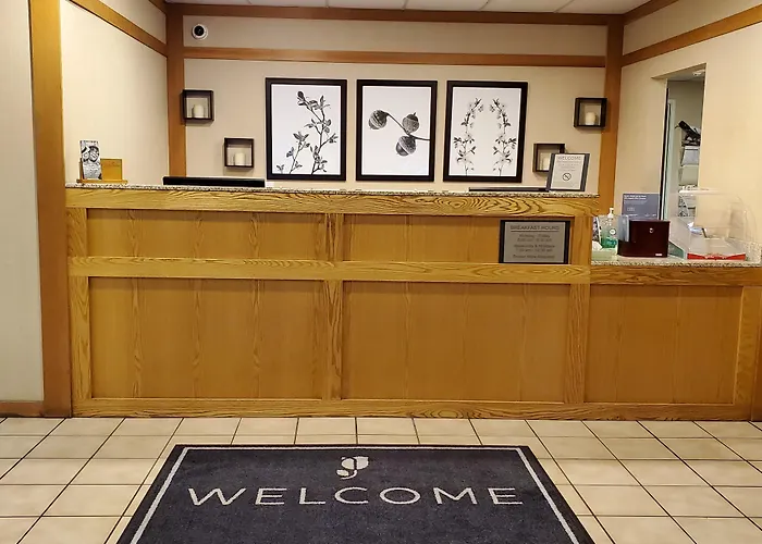 Country Inn & Suites By Radisson, Bend, Or