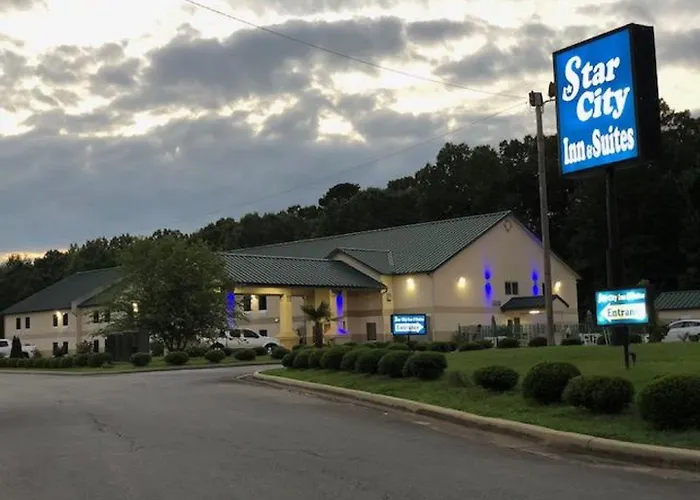 Star City Inn & Suites