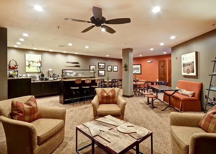 Grandstay Hotel & Suites La Crosse