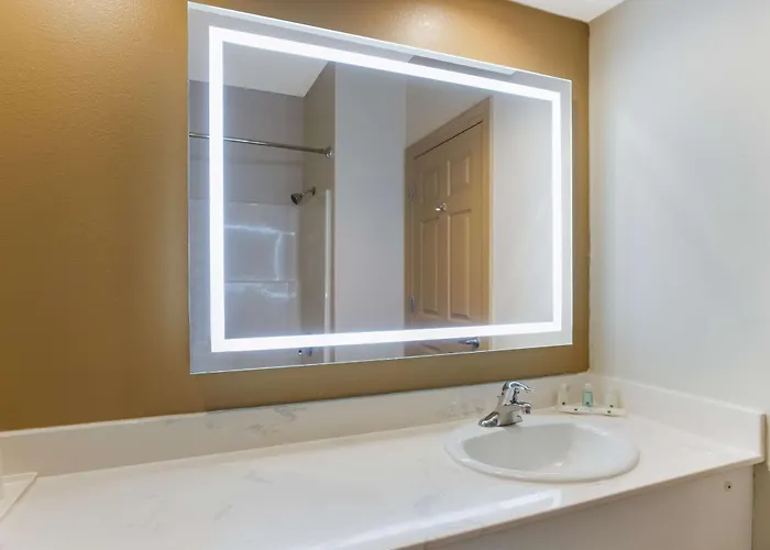 Quality Inn & Suites Pearl-Jackson