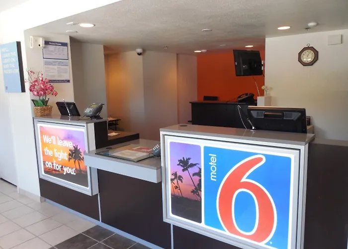 Motel 6-Temecula, Ca - Historic Old Town