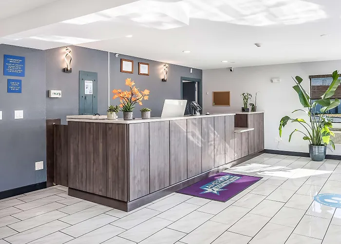Americas Best Value Inn East Peoria