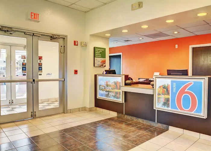 Motel 6-Seekonk, Ma - Providence East