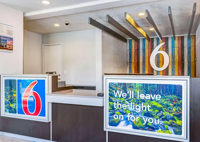 Motel 6-Kirkland, Wa - North Kirkland