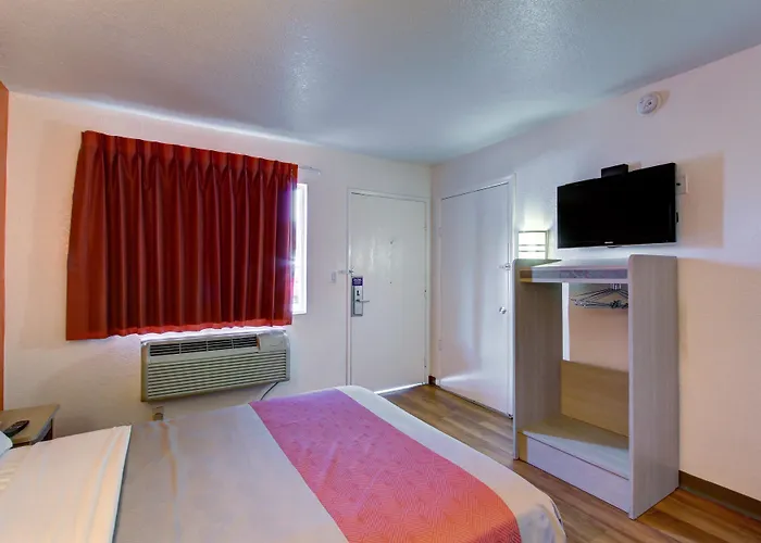 Motel 6-La Mesa, Ca - San Diego