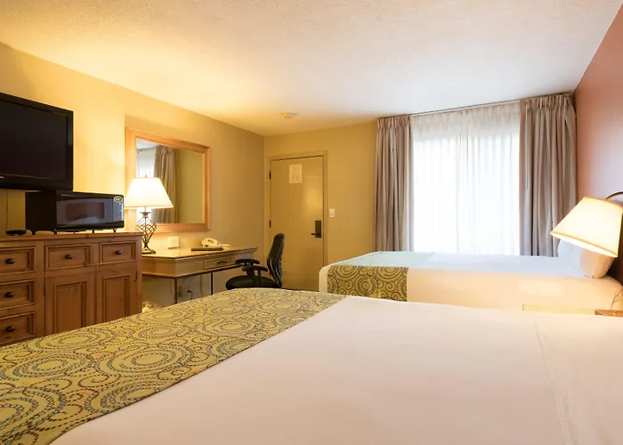 Sandpiper Lodge - Santa Barbara