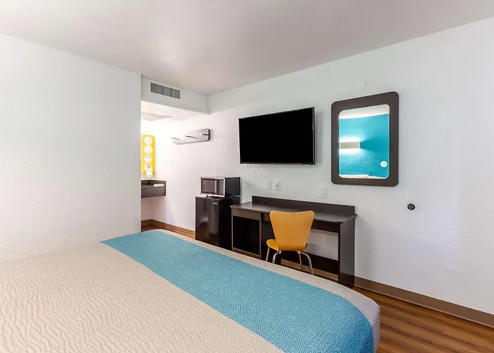 Motel 6-Valdosta, Ga - University