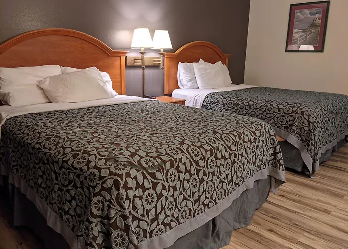 Days Inn By Wyndham Fargo Casselton Waterpark