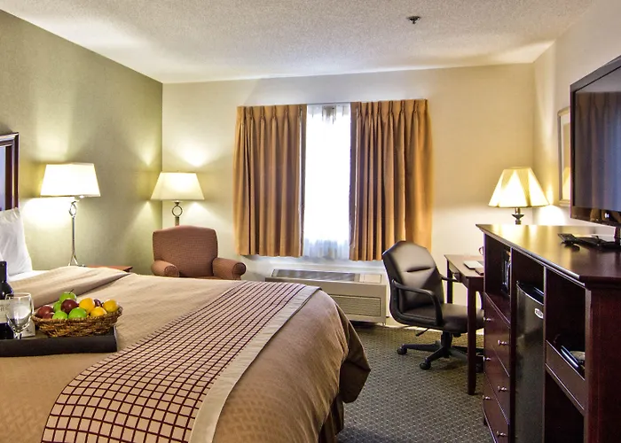 Christopher Inn And Suites
