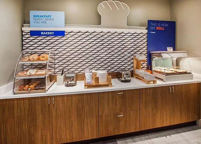Holiday Inn Express & Suites Danville By Ihg