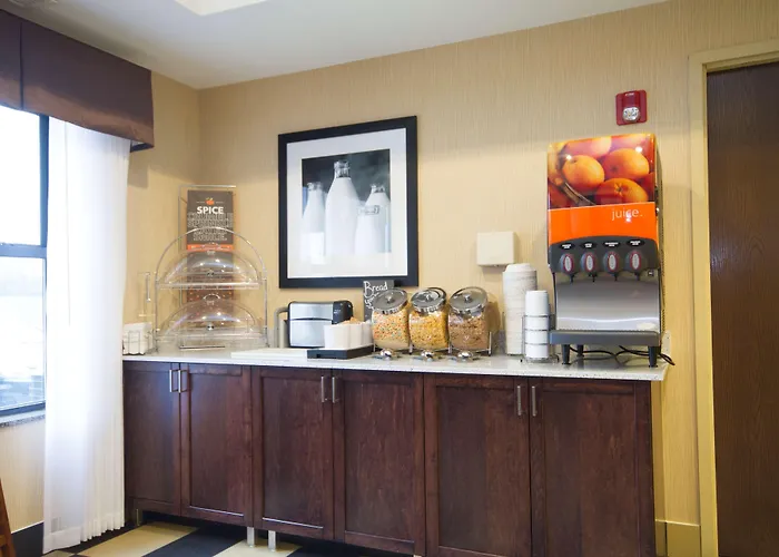 Hampton Inn Marshall