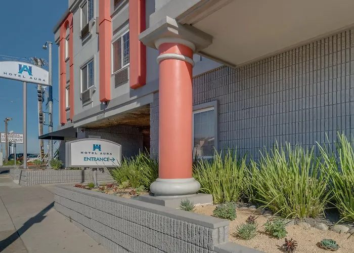 Hotel Aura SFO Airport FREE SHUTTLE