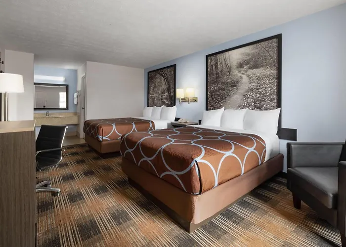 Super 8 By Wyndham Covington