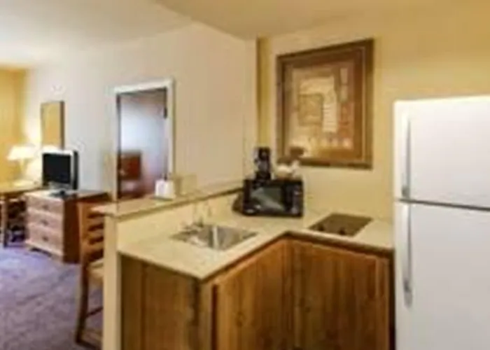 Comfort Inn & Suites Fredericksburg