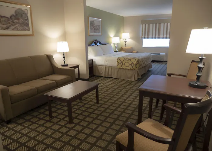 Baymont By Wyndham Fulton