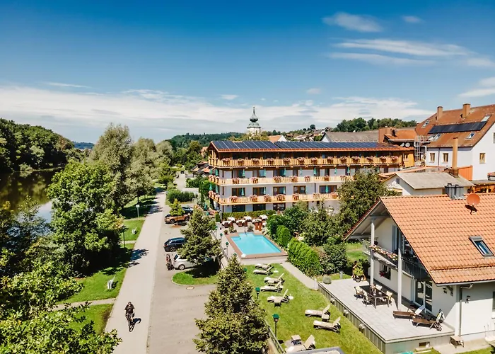 Hotel Zum Goldenen Anker mit Hallenbad